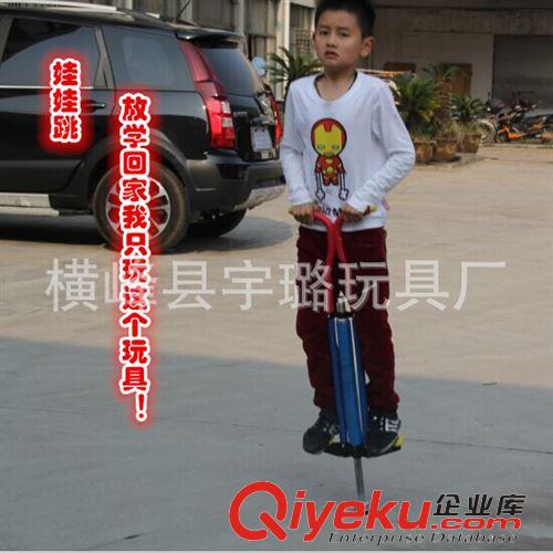 3月新款 {zx1}地?cái)偀豳u產(chǎn)品 加厚款 充氣am球 充氣玩具 沙灘玩具批發(fā)