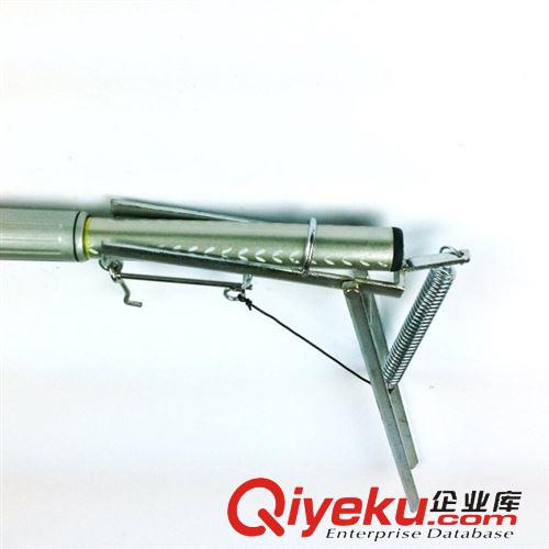 操網(wǎng)/支架 zp鏈球1.8M三節(jié)單折釣魚(yú)傘沙灘傘遮陽(yáng)傘防紫外線防雨傘送防風(fēng)繩