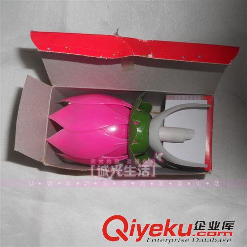 新款上架 供應(yīng)生日荷花音樂蠟燭單層（可噴煙火）原始圖片3