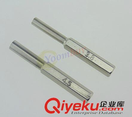 手动工具 任天堂N64 SFC GB卡带和 N64记忆卡的专用拆卡螺丝刀 3.8MM 4.5MM