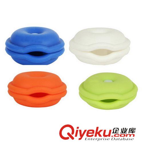 硅膠繞線器 可翻轉(zhuǎn)式硅膠集線器 貝殼吐珠式耳機(jī)集線器 單色耳機(jī)線集線器原始圖片3
