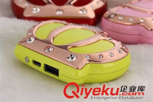 數(shù)碼產(chǎn)品移動(dòng)電源 尊貴hg移動(dòng)電源蘋(píng)果三星小米手機(jī)充電寶外掛備用電池8800Mah
