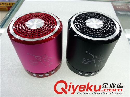 鋁合金音箱 Aluminum tf speaker 熱銷(xiāo)新款式鋁合金t2020插卡音箱 便攜音箱 收音功能音箱/工廠(chǎng)批發(fā)