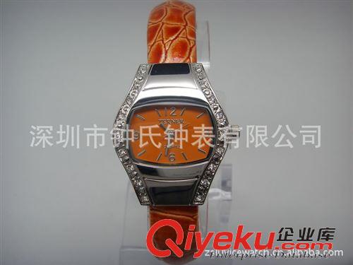 塑膠表 塑料表，膠表。PC套裝配合金電染圈口，暢銷銷款式手表