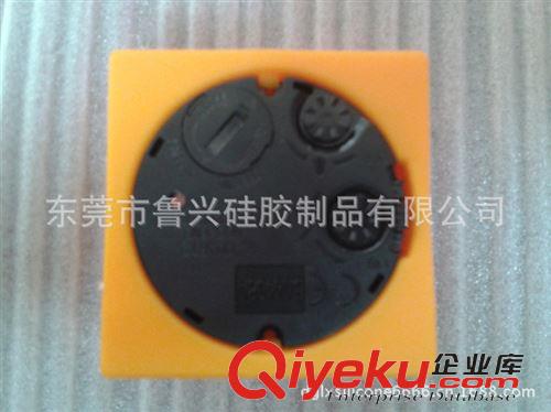 硅膠手表類(lèi) 方形鬧鐘 圓形硅膠卡通鬧鐘 環(huán)保禮品圣誕鬧鐘 廠家直銷(xiāo)原始圖片2