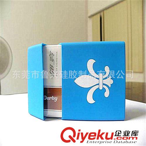 日常用品 供應{zx1}款贈品帶夜光 硅膠環保可絲印logo香煙盒原始圖片2