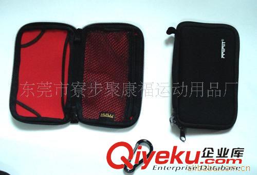 其他產品 供應各種款式設計新穎潛水料小游戲機包