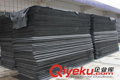 材料類 供應SBR,NEOPRENE貼合片，潛水料貼合片，潛水料