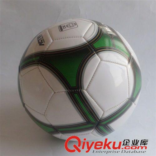足球用品 足球廠家供應(yīng)優(yōu)質(zhì)4號PU機(jī)縫青少年訓(xùn)練足球來樣定制 小額批發(fā)現(xiàn)貨原始圖片3