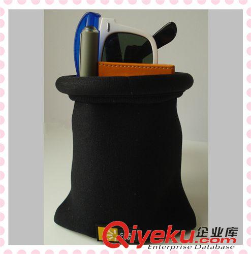 汽車用品系列 東莞廠家生產(chǎn)多功能時尚潛水料汽車雜物袋， 汽車風(fēng)口置物袋原始圖片2