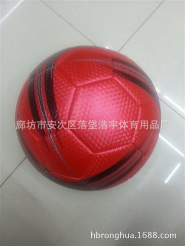足球 廠家生產(chǎn)批發(fā) 新款中g(shù)d5號(hào)PVC發(fā)泡足球 量大從優(yōu)