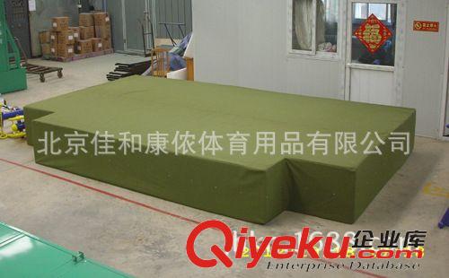*田徑器材系列 生產(chǎn)銷售 JHKN-5019A 跳高海綿墊 海綿包 跳高墊 體操墊 摔跤墊