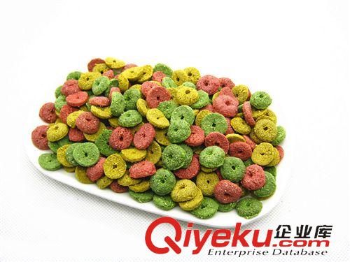 膨化類零食 膨化多彩牧草小餅10公斤/件 零小食兔糧豬鼠通用5.6/斤一件起批原始圖片2