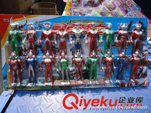 動漫類玩具 兒童玩具 動漫玩具 大吊板玩具 ate曼公仔人物超人 一板18個