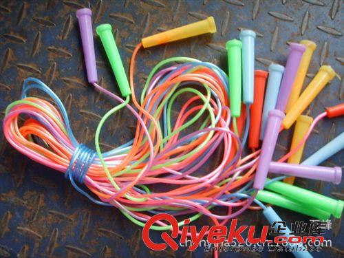 蘭威 億動(dòng) 運(yùn)動(dòng) 體育用品  廠家直銷(xiāo) 8Z1 珠光跳繩 小學(xué)生專(zhuān)用跳繩 訓(xùn)練用繩原始圖片3