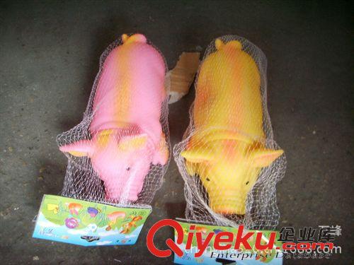 游泳用品 熱賣 洗澡用品 玩具皮娃 按著會叫豬 1號大皮娃豬 混發原始圖片2