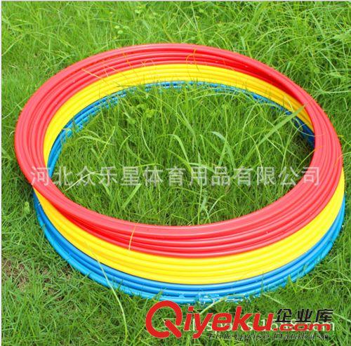 足球訓練類 足球訓練器材 標志桶 標志物 路標 路障 標志錐 錐形筒 23厘米