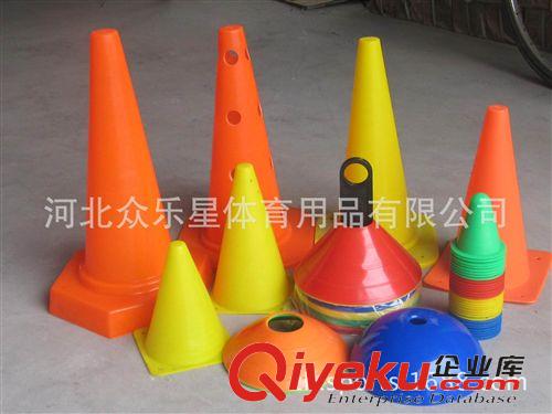 標(biāo)志筒 路障 專業(yè)生產(chǎn)足球訓(xùn)練標(biāo)志筒/錐型標(biāo)志筒路障原始圖片2