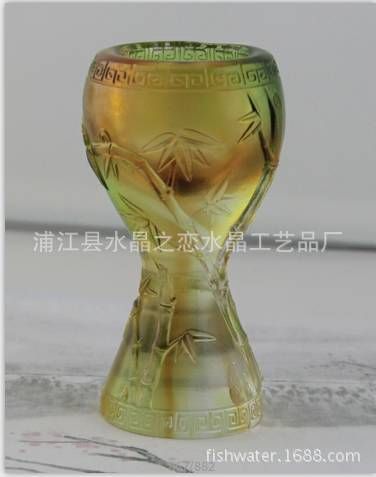 精品琉璃擺件 供應(yīng)精品琉璃祥龍茶杯 蘭花茶杯 竹子杯等gd琉璃工藝品