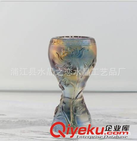 精品琉璃擺件 供應(yīng)精品琉璃祥龍茶杯 蘭花茶杯 竹子杯等gd琉璃工藝品