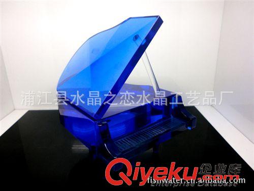 鋼琴、八音盒、樂(lè)器系列 供應(yīng)本司為芙蓉王企業(yè)定做的水晶鋼琴原始圖片2