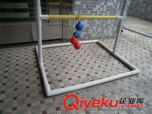 其他戶外休閑 國外熱銷  塑膠拋球組 階梯高爾夫投擲游戲 馬術(shù)架Ladderball原始圖片2