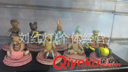 正版尾貨 供應(yīng)批發(fā)動(dòng)漫 手辦公仔 泰迪熊 9款正版泰迪熊仔手辦公仔原始圖片2