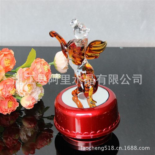 水晶內(nèi)雕 水晶十二生肖動(dòng)物-馬 可批發(fā)定制 節(jié)日禮品