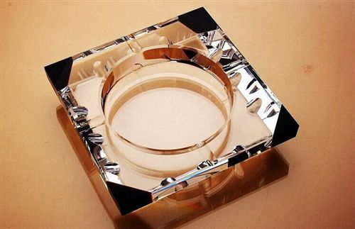 酒店用品煙灰缸紙巾盒系列 晶韻116廠家供應(yīng)150拼角水晶煙灰缸個性商客定制K9煙灰缸可刻LOGO原始圖片2