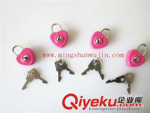 掛鎖 專業(yè)生產(chǎn)各類(lèi)小鎖 裝飾鎖 文具鎖 種類(lèi)款式 齊全 歡迎前來(lái)選購(gòu)原始圖片2