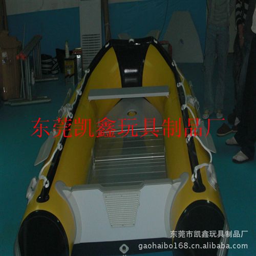 充氣沖鋒艇 廠家供應充氣夾網漂流艇 PVC充氣夾網漂流艇