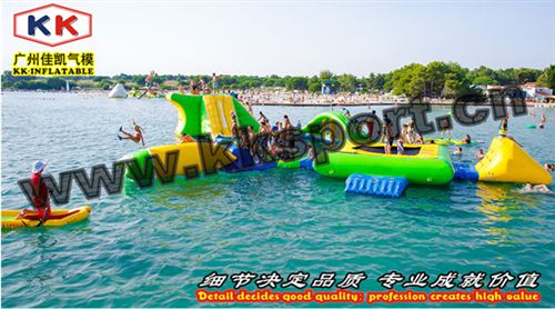 水上產(chǎn)品 廠家直銷成人大沖關(guān)組合 水上大沖關(guān) 海邊水上滑梯 充氣水上蹦床