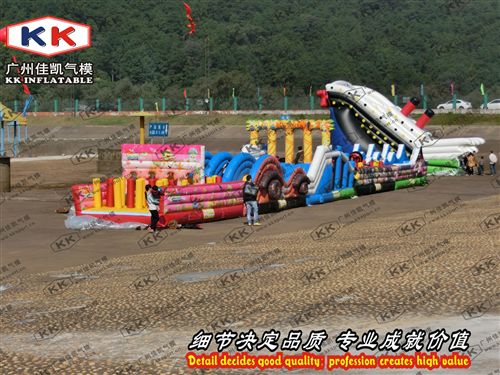 趣味/通道 佳凱廠家直銷充氣迷宮名探柯南百變迷宮充氣闖關(guān)陸地充氣障礙