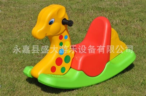 滑梯秋千樂園系列 兒童搖搖樂 塑料三色搖馬 木馬 搖椅加厚型 公雞搖馬原始圖片3
