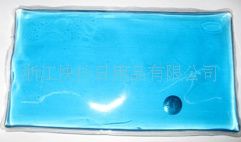 取暖產品 心形11.5*10CM健源牌神奇熱寶　掰掰小鐵片就能發熱
