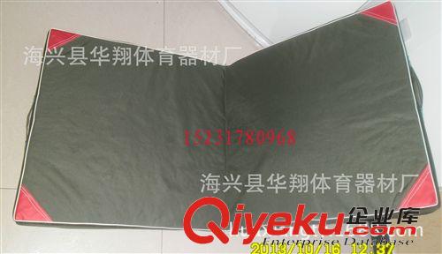 體操墊，體操系列 廠家直銷跳高墊3*2米*0.3米定做各種規(guī)格海綿墊、跳高海綿包