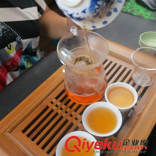 中茶普洱茶 普洱茶 中茶 2005年普洱茶 方磚 勐海茶廠 100克  全網{zd2}價原始圖片3