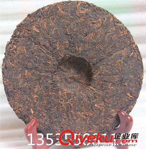 宮廷普洱茶專柜 廠家直銷 普洱茶批發2010年班章老樹茶廠班章大金芽357克熟茶原始圖片3