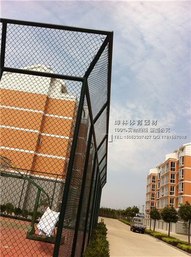 籃球架【籃球配套用品】 大量供應(yīng) 網(wǎng)球籃球場(chǎng)地圍網(wǎng) 球場(chǎng)圍欄網(wǎng)足球羽毛球等場(chǎng)地?cái)r網(wǎng)原始圖片3