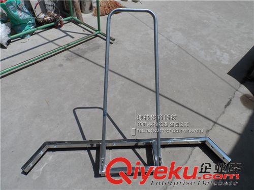 羽毛球柱【羽毛球用品】 網(wǎng)球籃球場(chǎng)地清潔器/場(chǎng)地推水器 不銹鋼刮水器推水器 清潔器