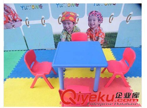 兒童桌椅系列 幼兒園成套桌椅兒童加厚加重塑料椅子批發(fā)兒童學(xué)習(xí)休息就餐靠背椅