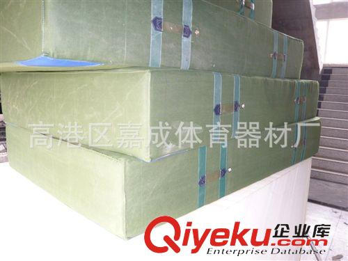 體操器材 廠家批發三折疊體操墊 海綿墊 摔跤墊 仰臥起坐墊