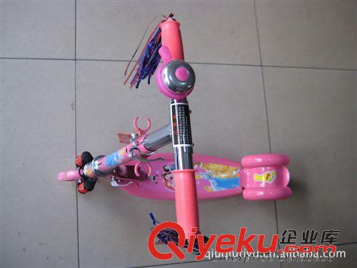 滑板車(chē) 新品上市！棒仔618滑板車(chē) 兒童踏板車(chē)  帶減震 閃光輪滑板車(chē)原始圖片3