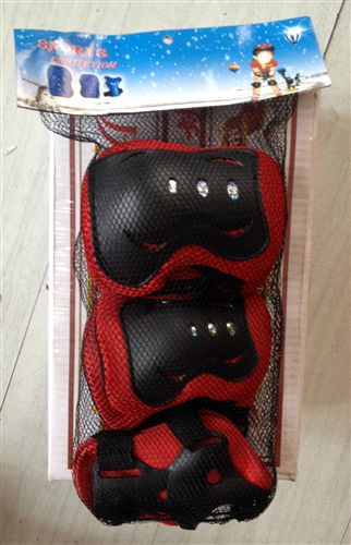 輪滑護(hù)具 、頭盔 輪滑護(hù)具 蝴蝶護(hù)膝 旱冰鞋護(hù)具 溜冰鞋護(hù)具6件套，廠家直銷原始圖片3