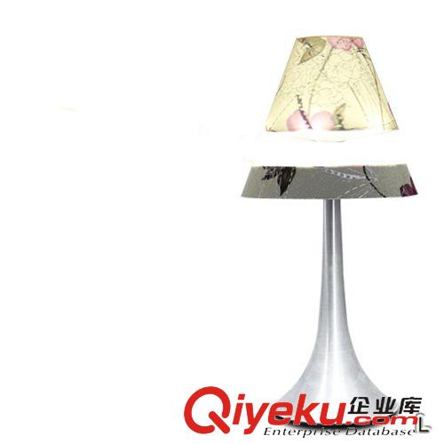 磁懸浮臺(tái)燈 磁懸浮臺(tái)燈時(shí)尚婚慶禮物高檔新意擺件創(chuàng)意裝飾燈原始圖片3
