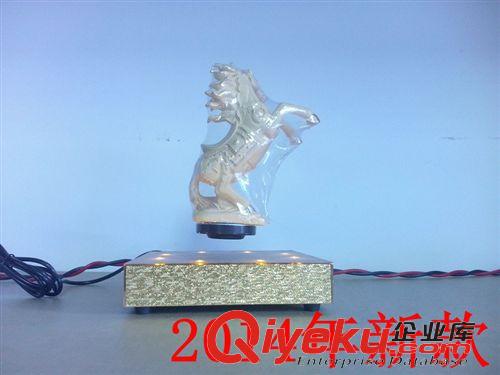 磁懸浮佛像 深圳廠家批發 磁懸浮佛像 容紗金馬 gd商務禮品裝飾品