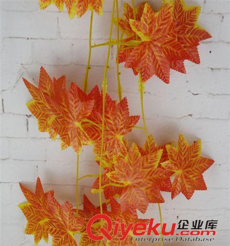 仿真花藤 tj批發(fā) 婚慶仿真紅楓葉花藤 管道屋頂裝飾塑料仿真花藤原始圖片2