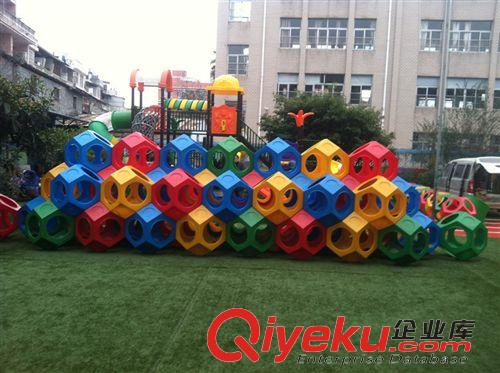 感統(tǒng)訓(xùn)練用品 幼兒園戶(hù)外用品 體育攀爬組合 游戲訓(xùn)練 塑料迷宮球