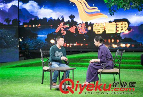 仿真草坪 廠家直銷人造草坪仿真草坪塑膠跑道人工草坪幼兒園酒店裝飾原始圖片2