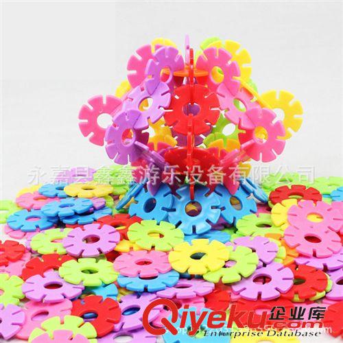 塑料積木 廠家批發(fā)早教雪花片桶裝 兒童桌面益智積木玩具 拼插積木雪花片原始圖片3